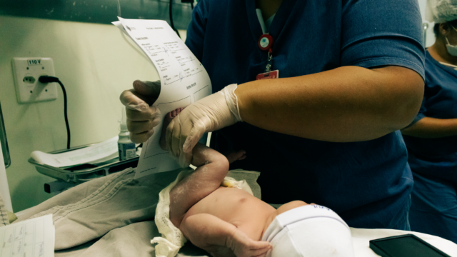Por que o exame que sua clínica pediu nunca retorna — e quanto isso custa para sua receita